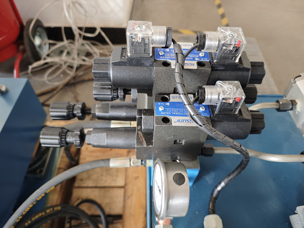 落錘式沖擊試驗系統的技術方案(圖3)